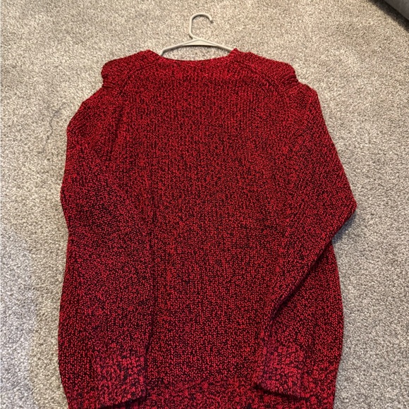 Supreme sweater 

Size M

Worn few times

Red black stitch - Picture 1 of 3